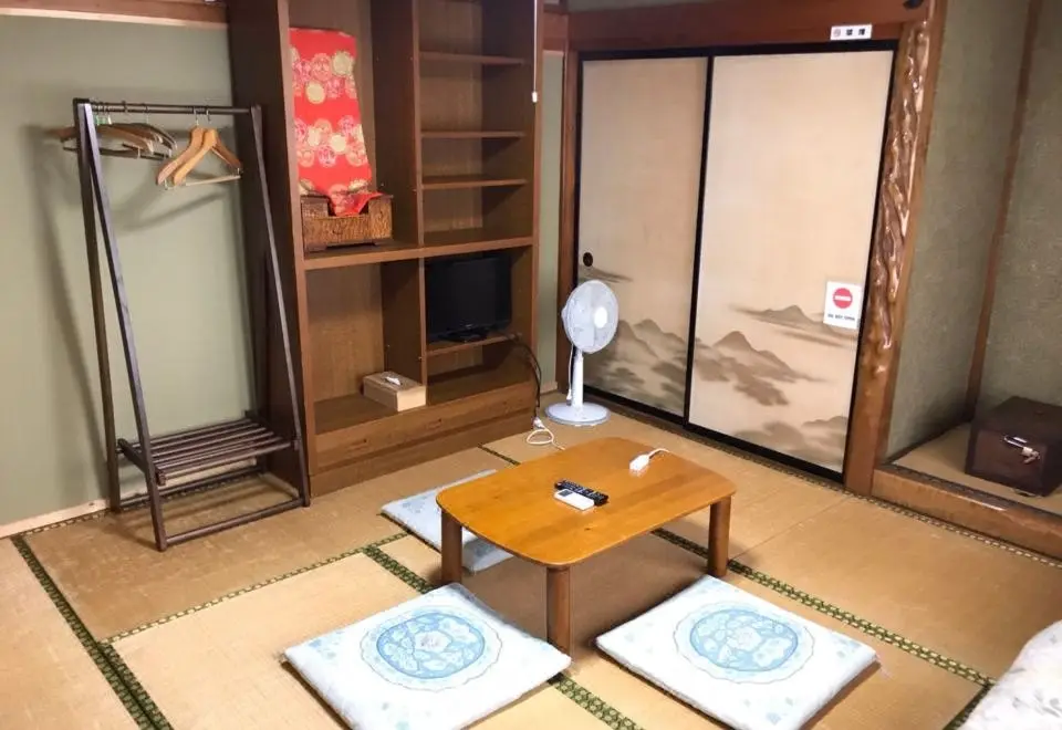 Minsyuku Koshiyama