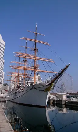 เรือใบนิปปงมารุ และพิพิธภัณฑ์ท่าเรือโยโกฮาม่า